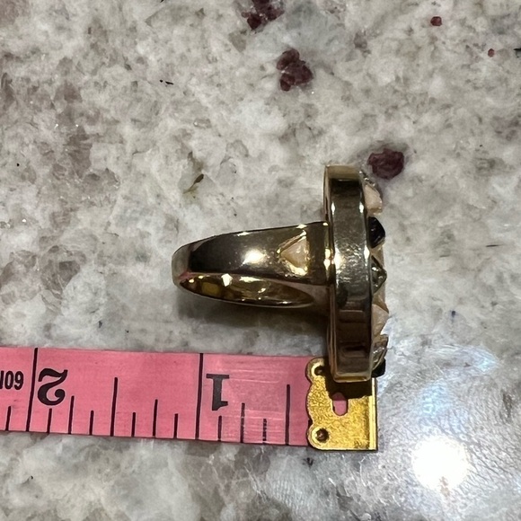 House of Harlow Statement Cocktail Ring gold tone and pale yellow stone, size 7 - Picture 14 of 16